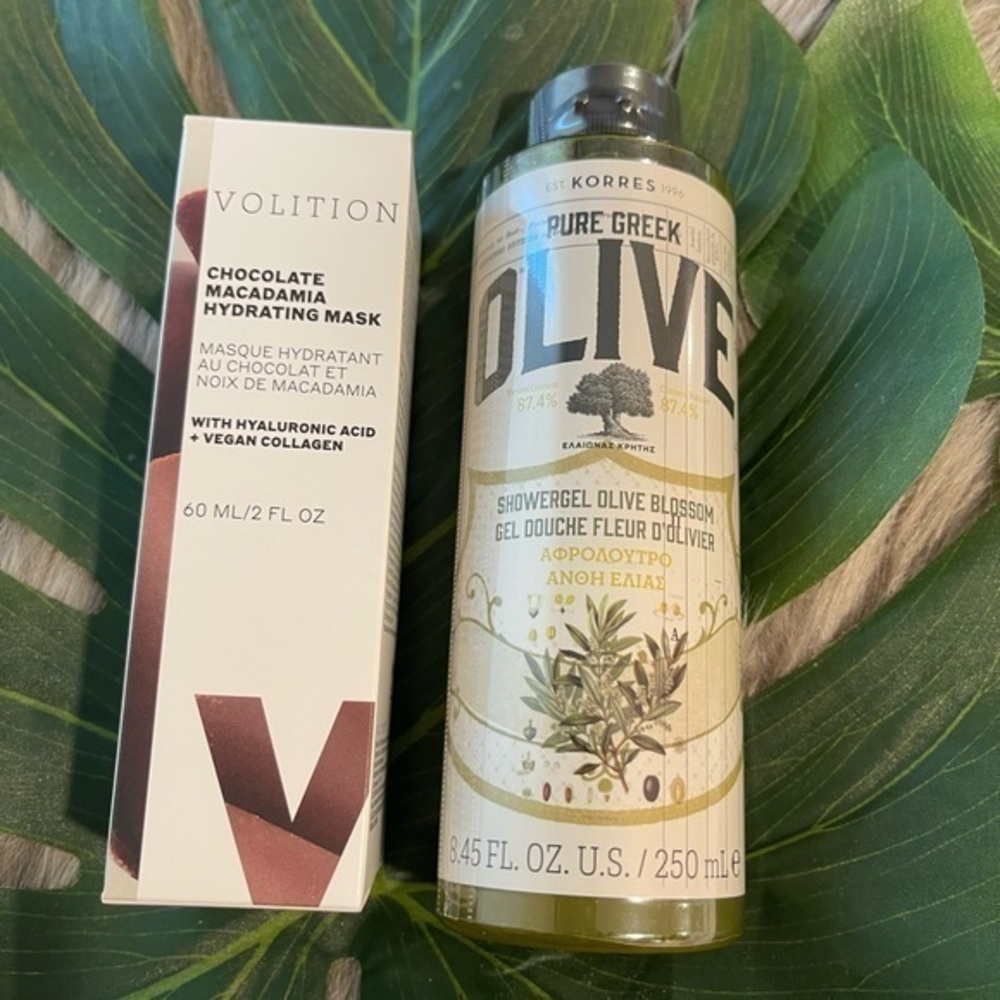 NIB Volition chocolate macadamia hydrating mask + free Korres shower gel